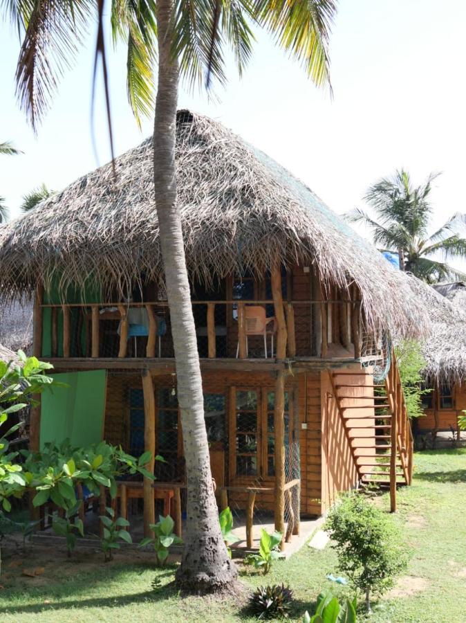 Vitamin Sea Beach Cabana นิลาเวลี ภายนอก รูปภาพ