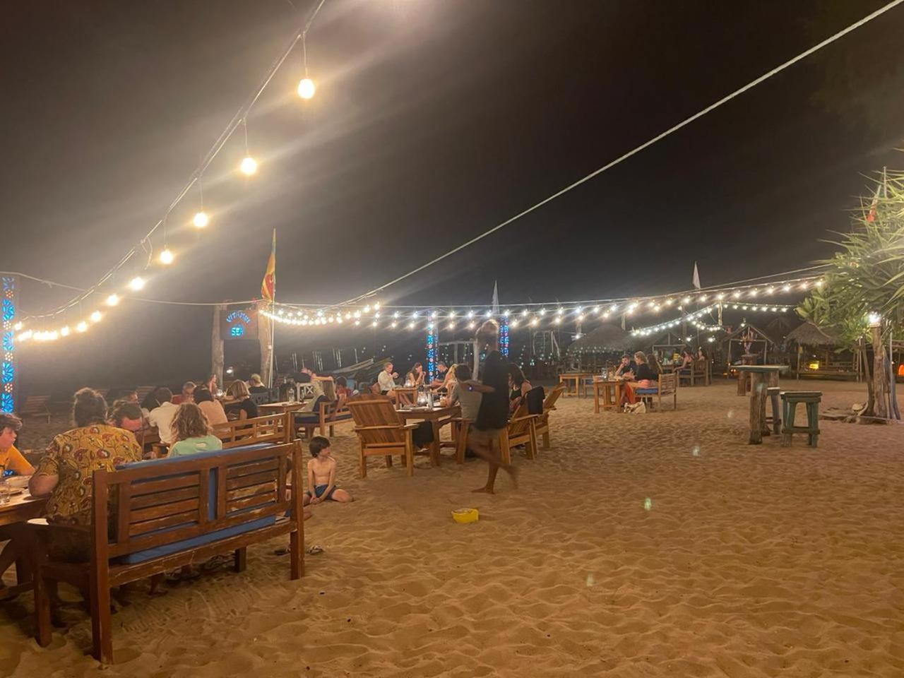 Vitamin Sea Beach Cabana นิลาเวลี ภายนอก รูปภาพ